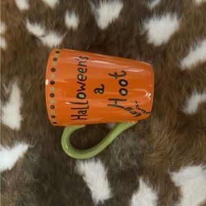 Cracker Barrel Halloween's A Hoot 12 oz Orange And Green Winking Owl Mug